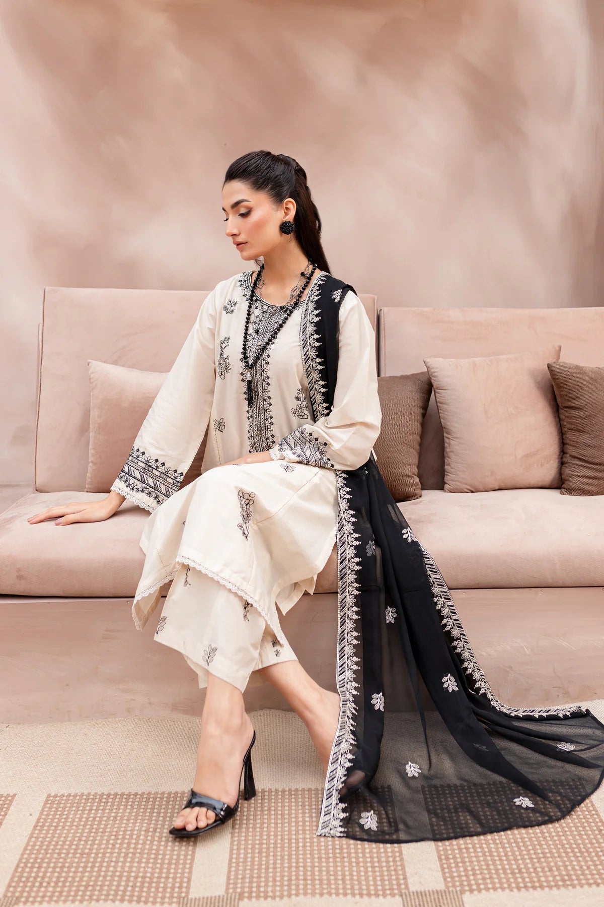 Casual Wear Pakistani Dress
