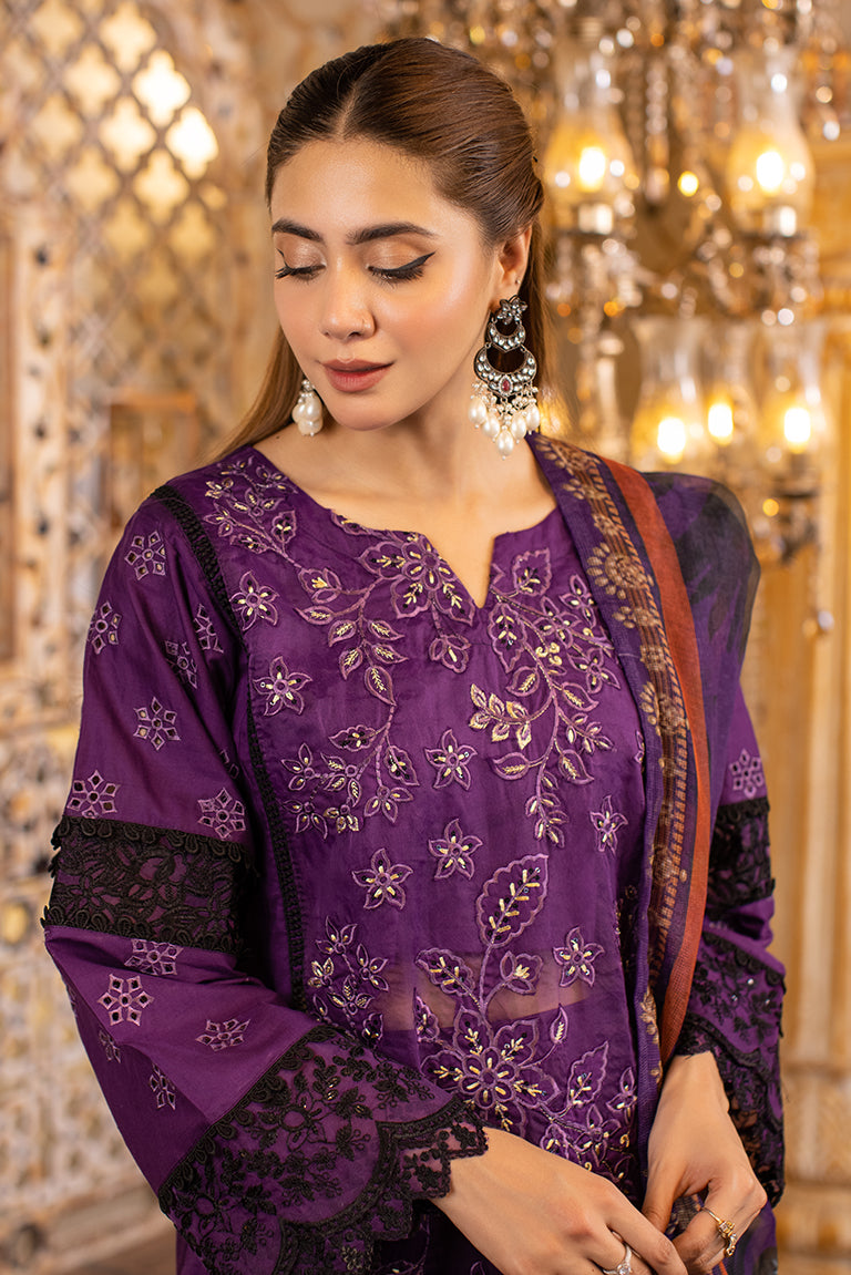 Lawn Pret Embroidered Outfit