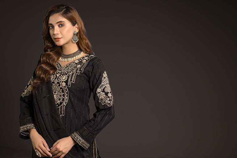 Pakistani Suit USA