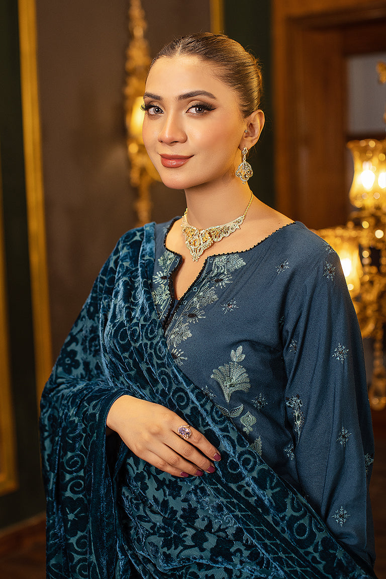 Zinc Karandi Suit