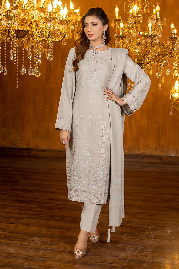 embroidered Dhanak suit for women