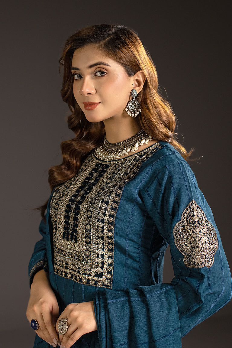 zinc Embroidery suit